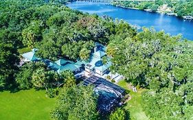 Riverbend Retreat Fla